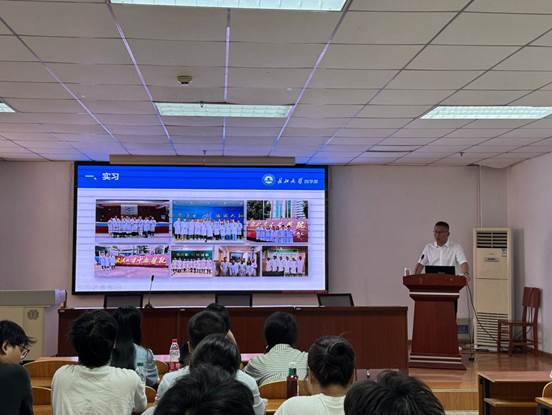 A9F97AE82D763D4C42E73B1F1461001E